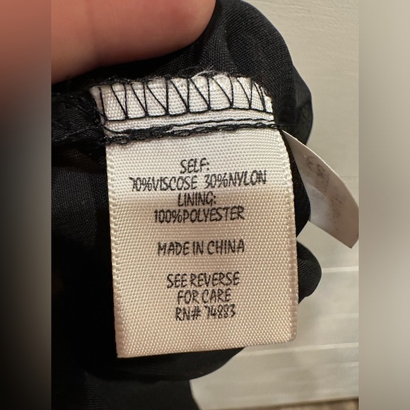 Adiva Burgundy Velvet Tank Blouse- size Large - Picture 5 of 5